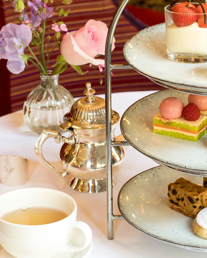Hotel Des Indes Den Haag High Tea Sweet Table